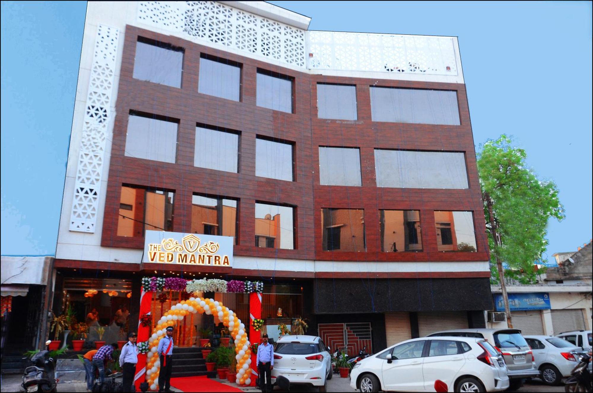 The Ved Mantra Hotell Gwalior Eksteriør bilde