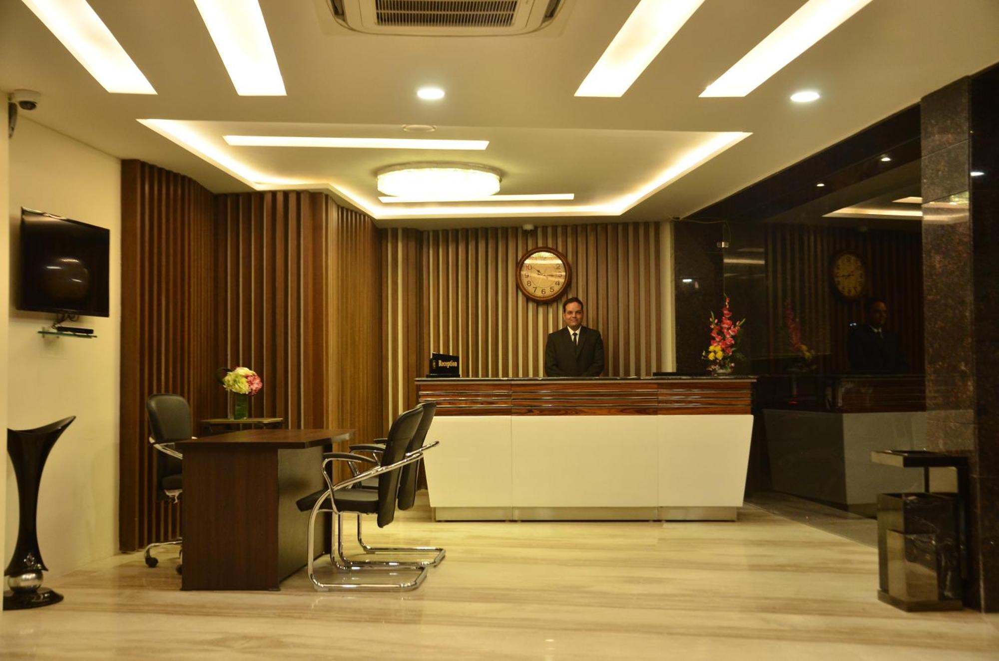The Ved Mantra Hotell Gwalior Eksteriør bilde