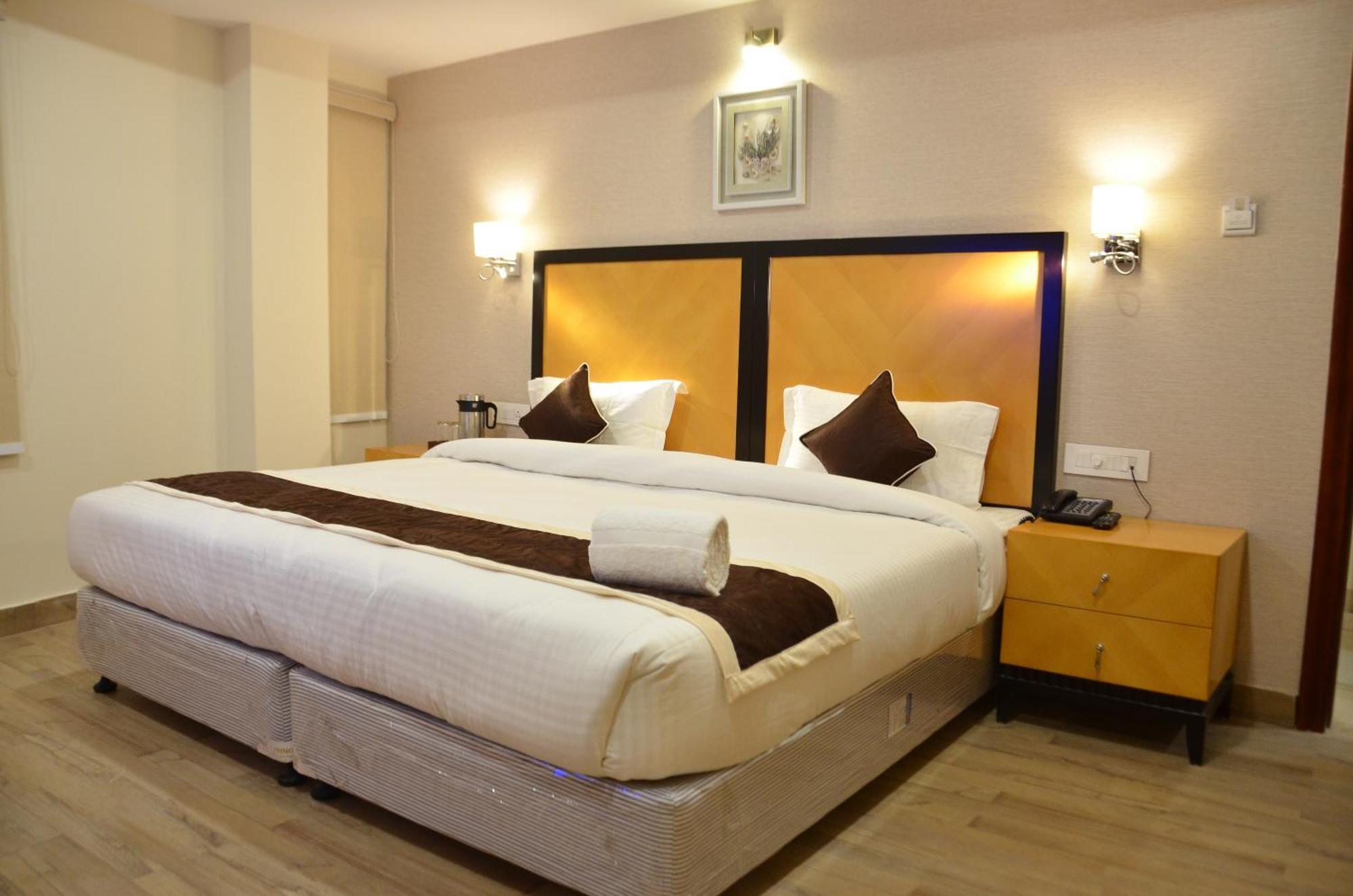 The Ved Mantra Hotell Gwalior Eksteriør bilde